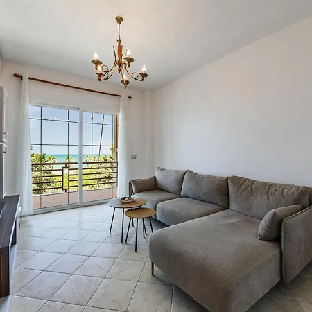 Sunset View Apartment *